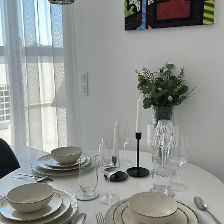 Park West Penthause Апартаменты